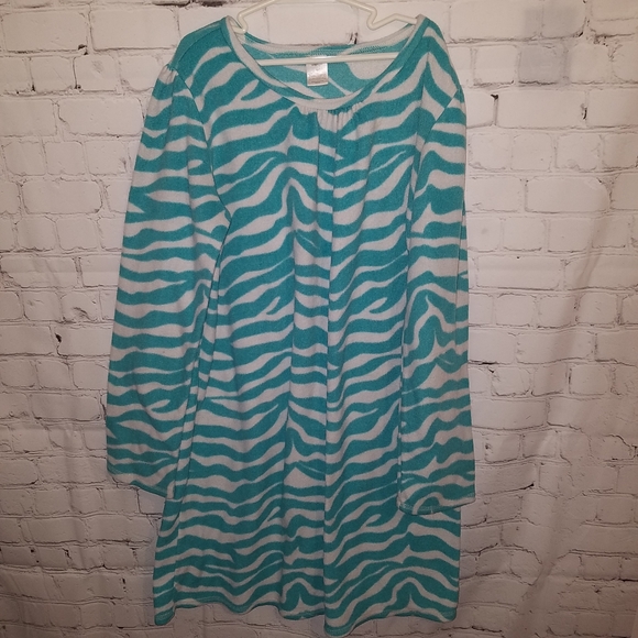 GAP Other - Gap Fleece Nightgown